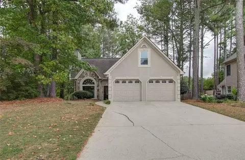 606 Overhill Dr, Woodstock, GA 30189
