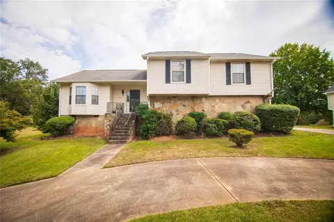 4070 Glad Morning Dr, Atlanta, GA 30349