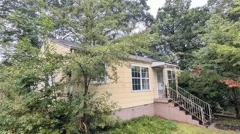 205 Birch St, Hapeville, GA 30354