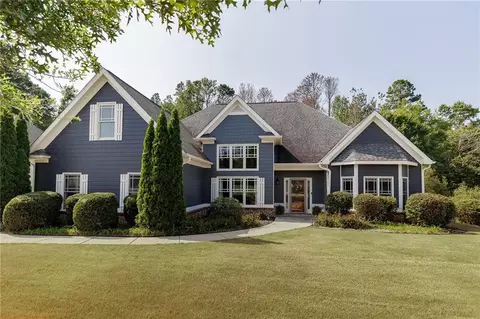 732 Lincoln Dr, Winder, GA 30680