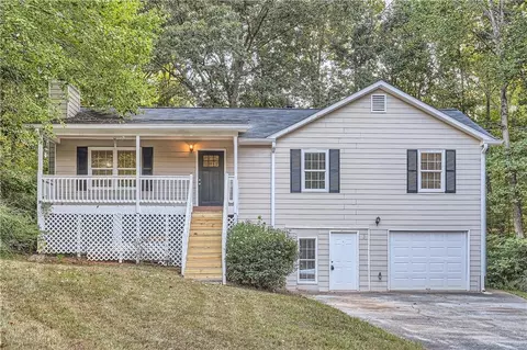 3 Sweetwater Pkwy, Powder Springs, GA 30127