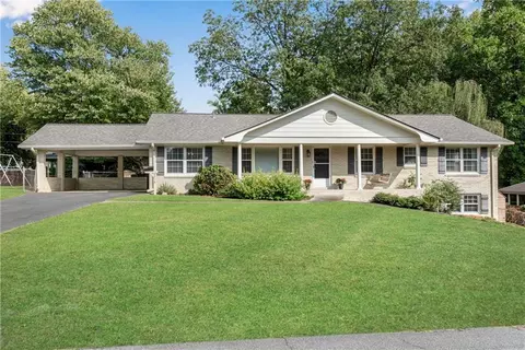 3216 Guynelle Dr, Marietta, GA 30066