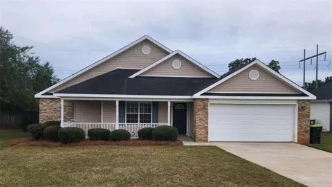 307 Canterfield Dr, Bonaire, GA 31005