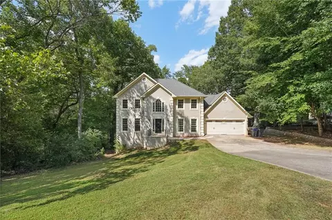 2241 Dawn Ct, Suwanee, GA 30024