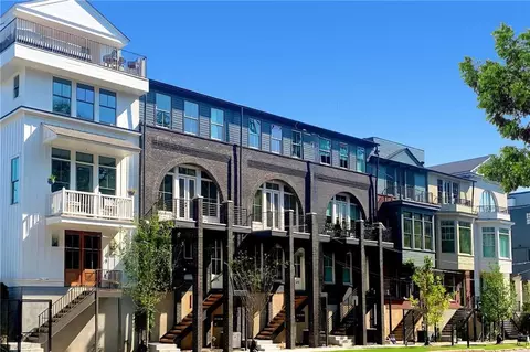 670 Hank Aaron Dr, Atlanta, GA 30315