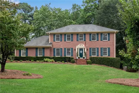 4393 Dunriver Dr, Lilburn, GA 30047