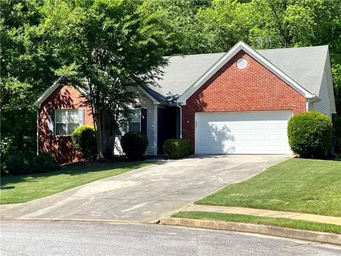 3305 Chandon Ln, Lawrenceville, GA 30044