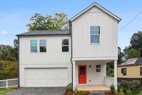 909 Hollywood Rd NW, Atlanta, GA 30318