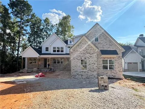3128 Mulberry Greens Ln, Jefferson, GA 30549