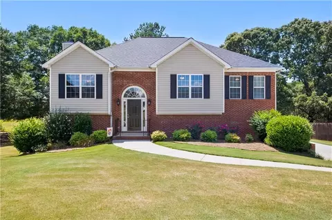 36 Shagbark Dr SW, Cartersville, GA 30120