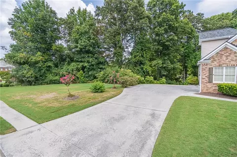 2185 Lee Patrick Dr, Dacula, GA 30019 photo 3