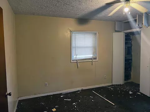 762 Orme St, Riverdale, GA 30274 photo 17