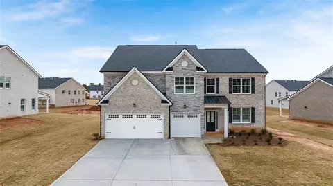 698 Edgar St, Hampton, GA 30228