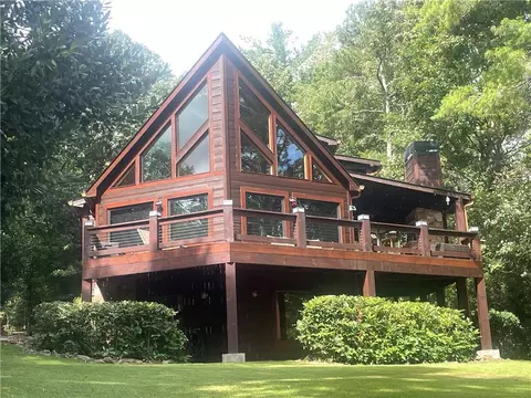 15 Muscogee Dr S, Ellijay, GA 30540