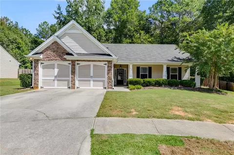 737 Sycamore Dr, Villa Rica, GA 30180