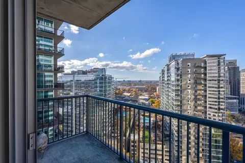 1080 Peachtree St NE #1916, Atlanta, GA 30309