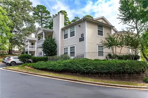 1362 Keys Corssing Dr NE, Atlanta, GA 30319