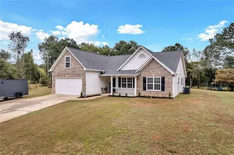 842 Moon Bridge Rd, Winder, GA 30680