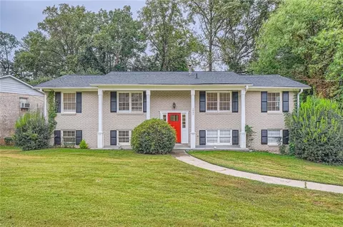 3993 Snapfinger Way, Decatur, GA 30035