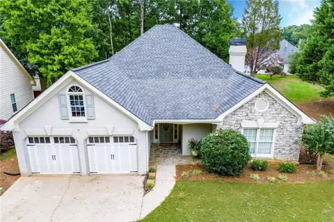 3500 Heatherwood Ct, Douglasville, GA 30135