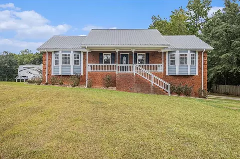 624 Swan Lake Rd, Stockbridge, GA 30281