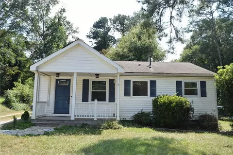 1147 Center St SW, Mableton, GA 30126