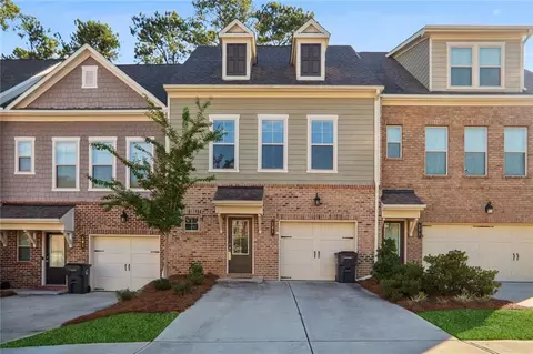 181 Mahone Dr, Lilburn, GA 30047