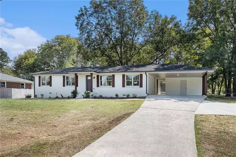 5215 Hill Rd SW, Powder Springs, GA 30127