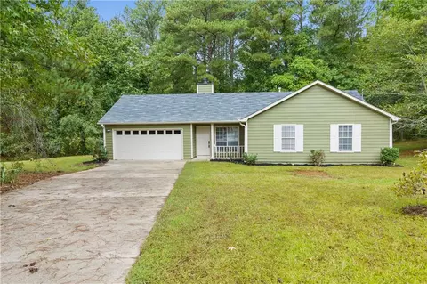 212 Forest Pl, Stockbridge, GA 30281