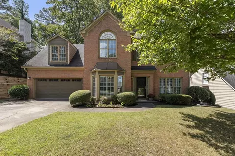 12100 Leeward Walk Cir, Alpharetta, GA 30005