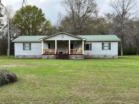 1818 Tipton Cir, Dexter, GA 31019