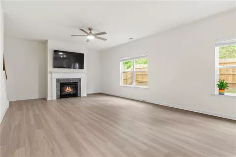 216 Kimberleys Xing, Jasper, GA 30143 photo 9
