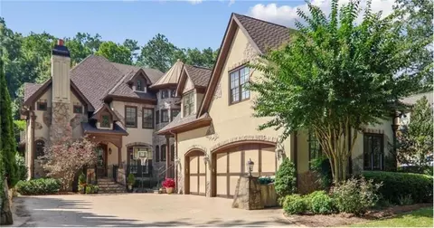 3108 Mabry Rd NE, Atlanta, GA 30319