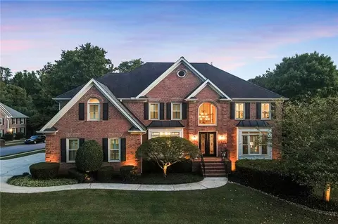 735 Brookline Trce, Alpharetta, GA 30022