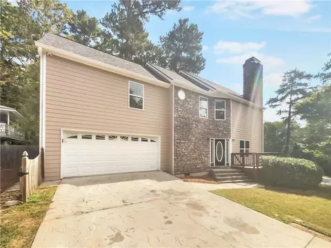 711 Amy Rd SW, Snellville, GA 30039