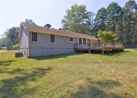60 Oakbrook Ct, Covington, GA 30016 photo 6