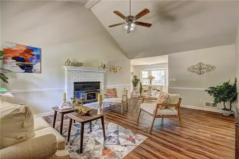 60 Oakbrook Ct, Covington, GA 30016 photo 8