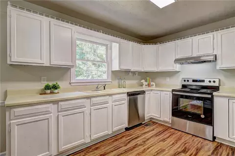 60 Oakbrook Ct, Covington, GA 30016 photo 13