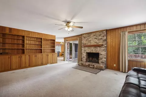 3666 Embry Cir, Atlanta, GA 30341 photo 3
