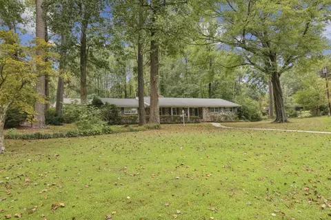 3666 Embry Cir, Atlanta, GA 30341 photo 5