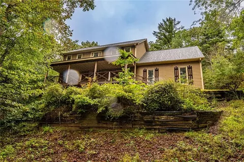 808 Worley Creek Rd, Lakemont, GA 30552