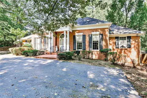 1330 W Wesley Rd NW, Atlanta, GA 30327