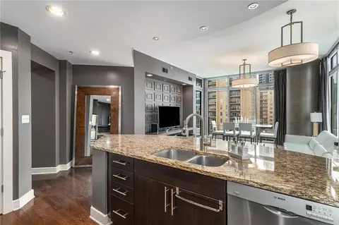 222 12th St NE #1602, Atlanta, GA 30309