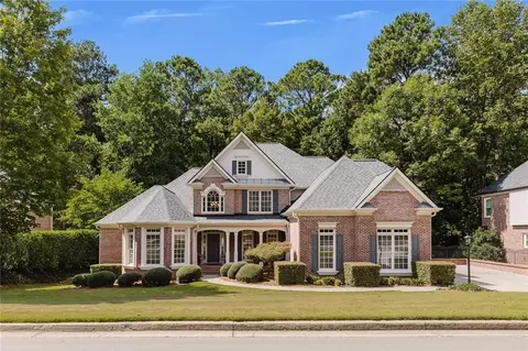 5033 Towne Lake Hls N, Woodstock, GA 30189
