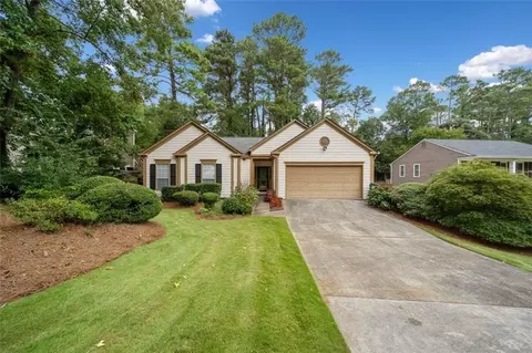 1266 Parkwood Chase NW, Acworth, GA 30102