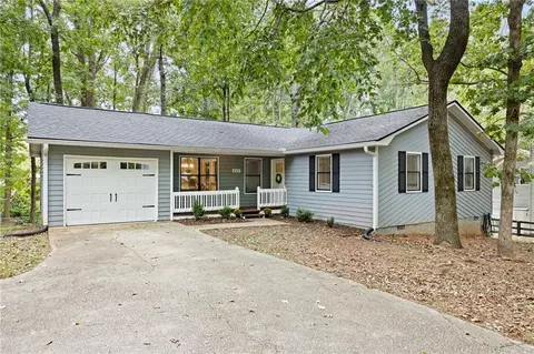 4124 E Paulding Dr, Dallas, GA 30157