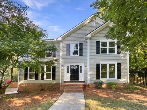 5075 Puritan Dr, Sugar Hill, GA 30518