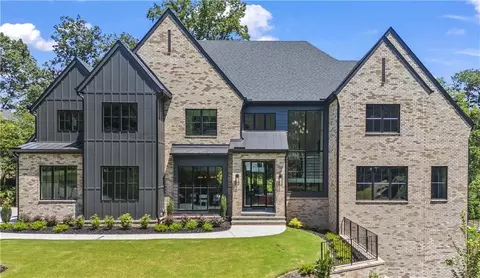 4815 Merlendale Ct, Sandy Springs, GA 30327