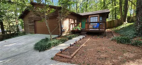 5023 Rockbridge Rd, Stone Mountain, GA 30088