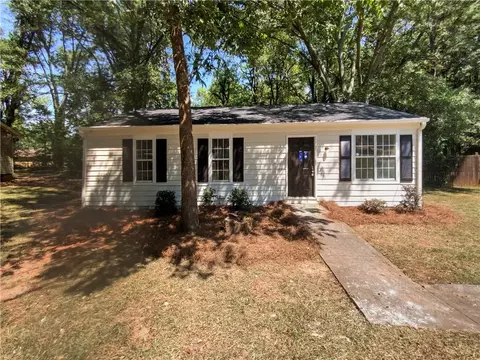 1656 Freedom Vly, Decatur, GA 30032
